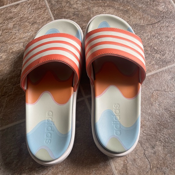 Platform Adidas slides - Picture 2 of 6